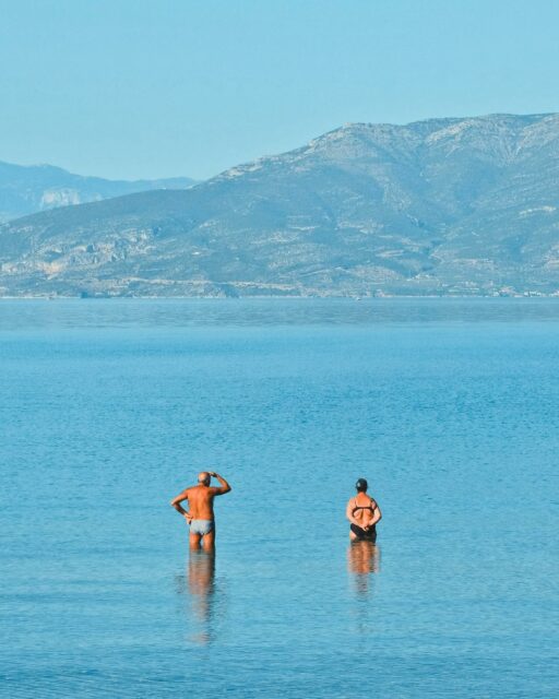 2016, Nafplio, Souvenir de Grèce 🌊 ⛰️ 👴🏼 👵 
•
•
•
•
•
#greece #ig_greece #greek #instagreece #greekislands #greecestagram #travel_greece #greecelover_gr #visitgreece #igers_greece #island #grecia #team_greece #loves_greece #греция #ilovegreece #gf_greece #life_greece #nafplio #peloponnese