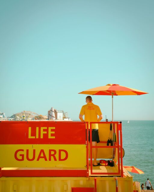 12/08/24 - 15h07 - Life guard, Brighton beach
.
#visitbrighton #brighton #brightonuk #brightonbeach #brightonvibes #visitbritain #visitengland #sussex #ukbeaches #summervibes #lifeguard